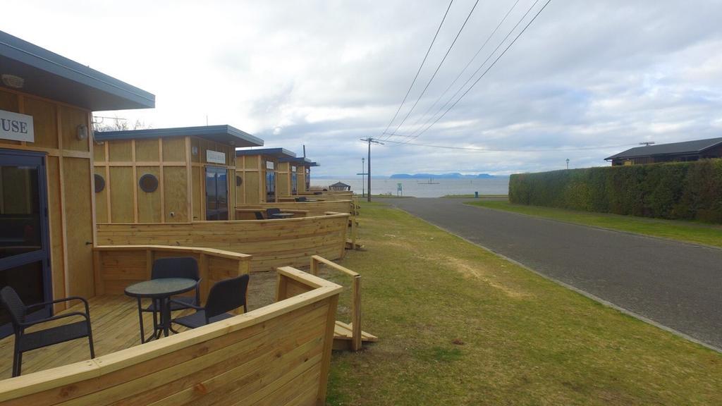 Motuoapa Bay Holiday Park Hotel Turangi Exterior photo